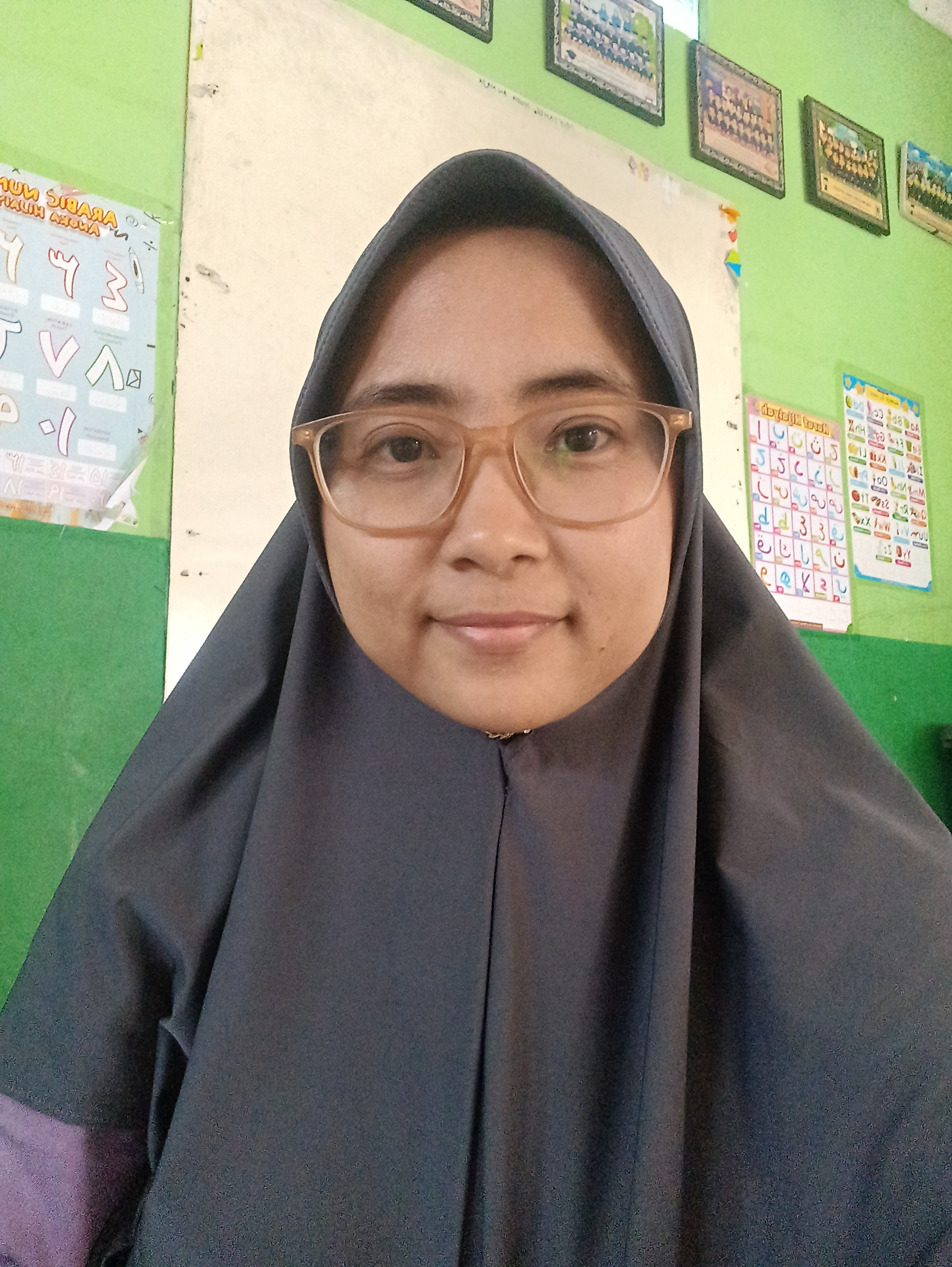 Rosliana Dewi