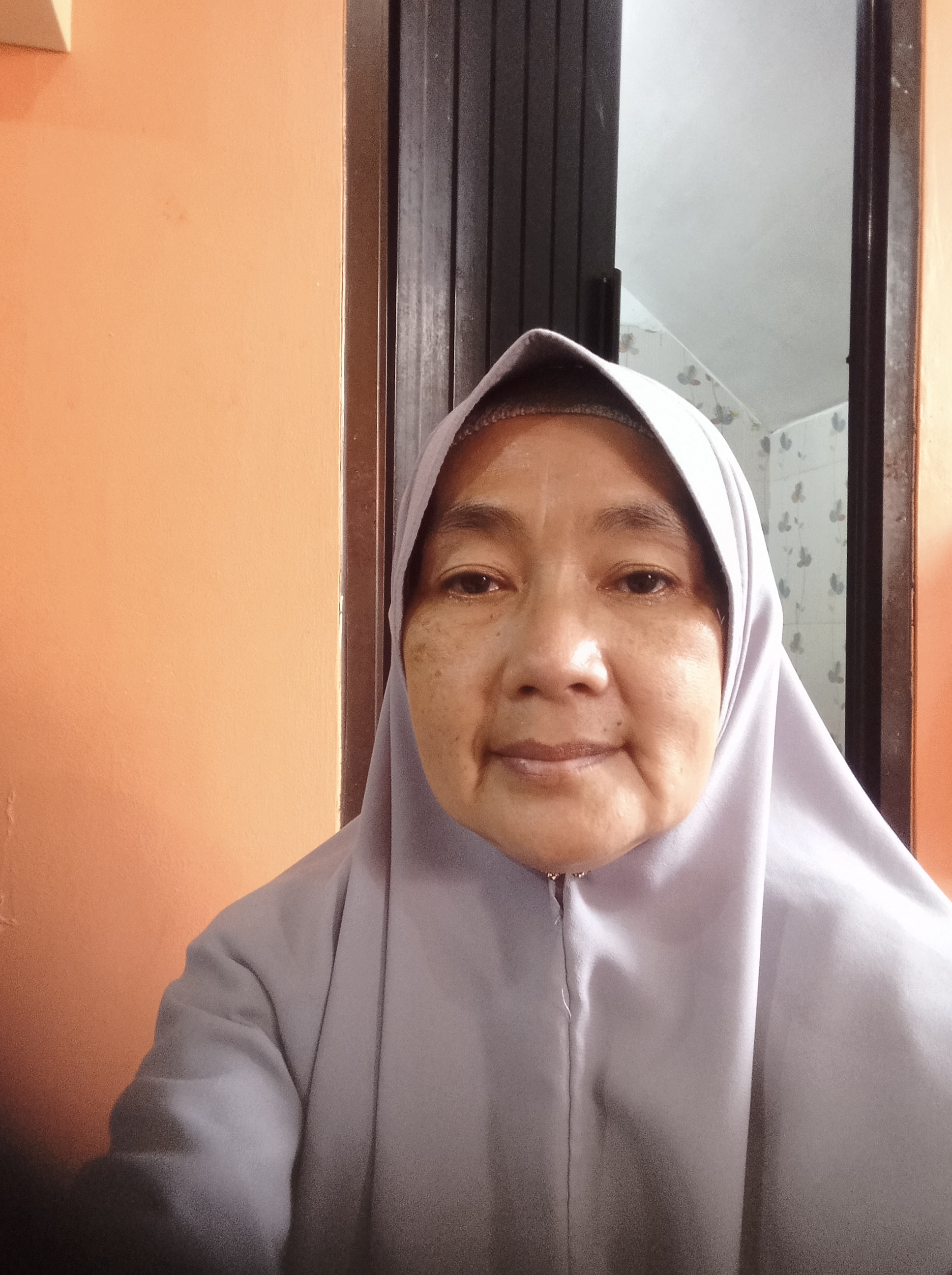 Hetty Suhaety 