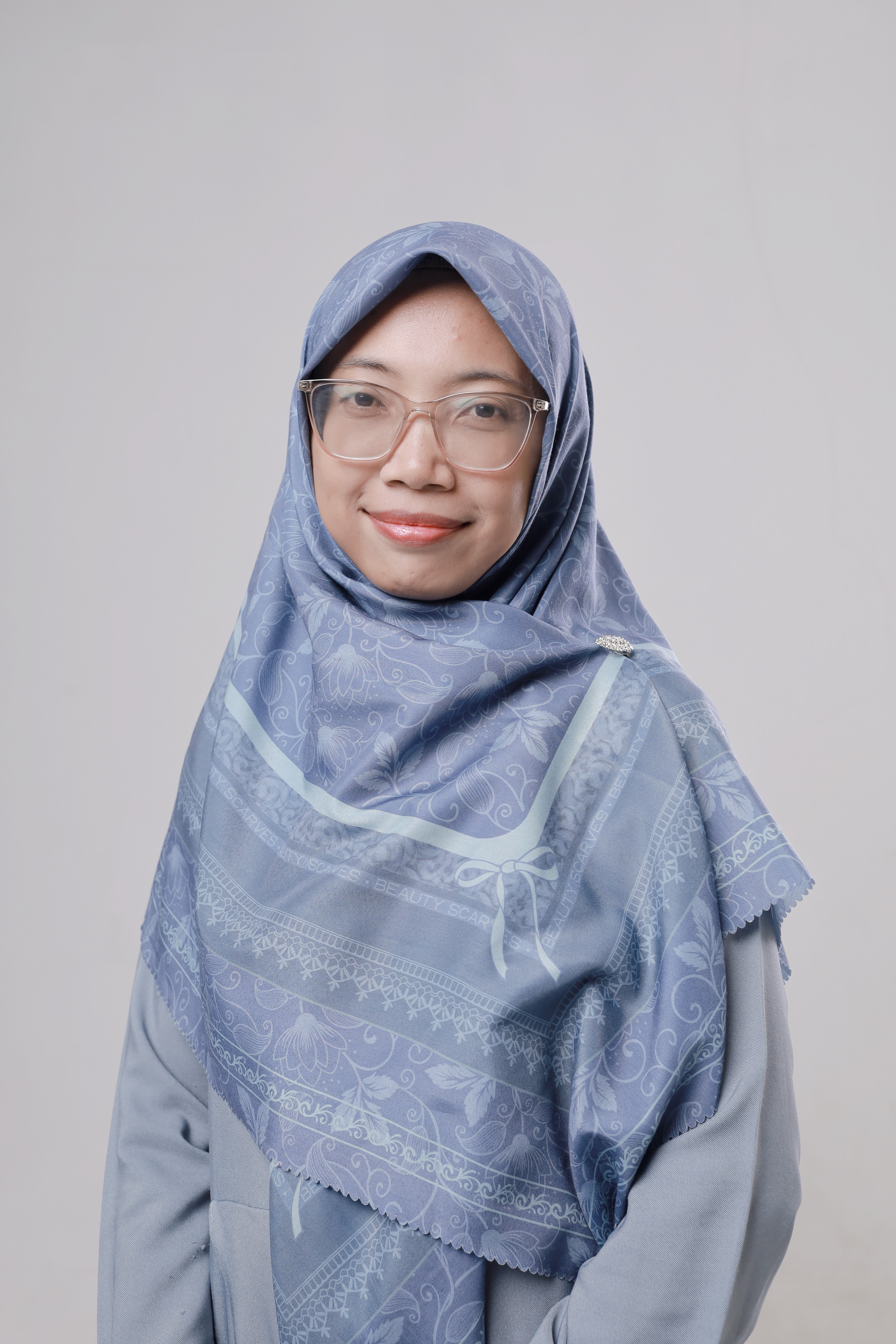 Yati Nurhayati 