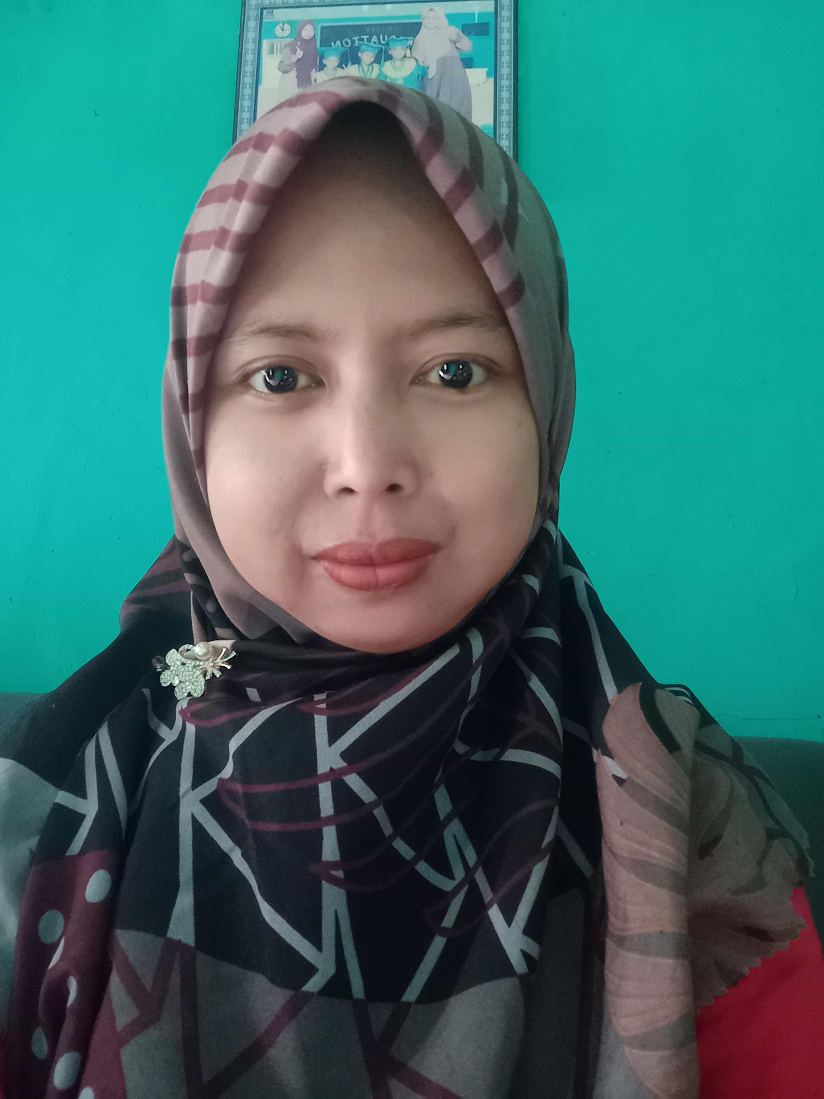 Euis Karlina 