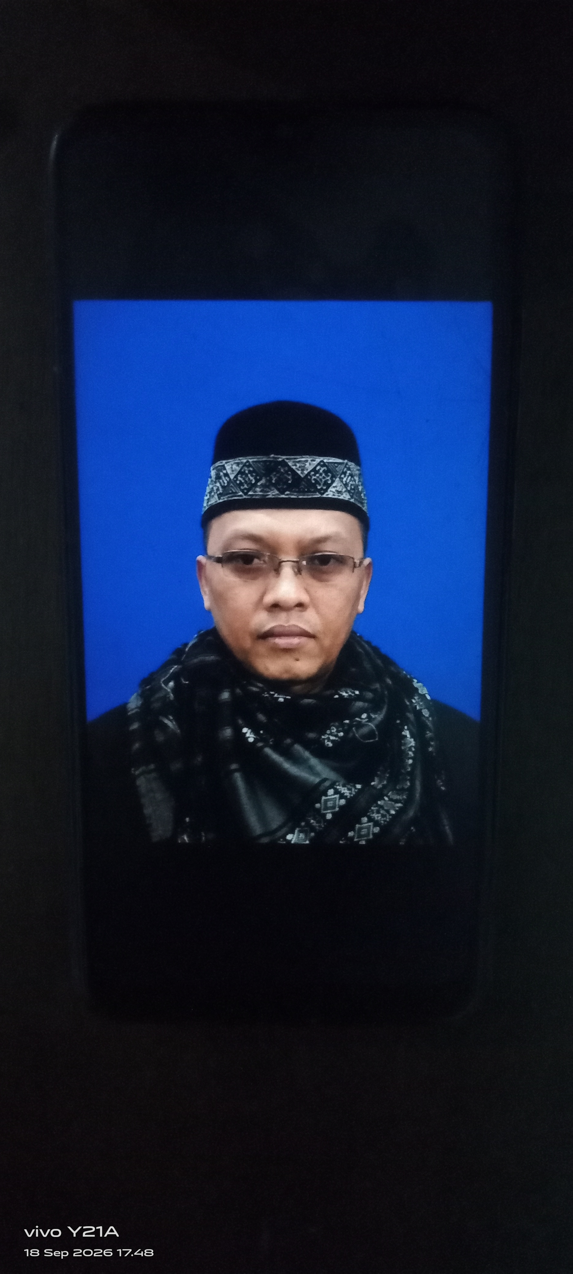 ARIF YUNI ISAKI